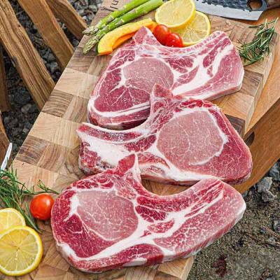 [엘케이푸드] 미국산 프리미엄 돼지고기 돈마호크 캠핑 바베큐 3~4인분 1kg [부직포 포장]